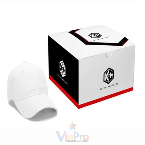 Mẫu hộp giấy đựng mũ nón lưỡi trai in logo bắt mắt