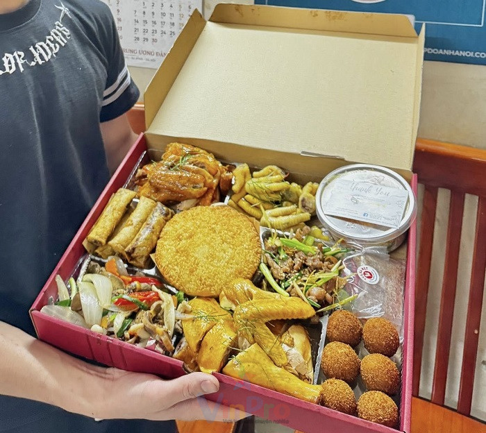 Mẫu hộp gà mẹt bằng giấy carton, nắp gập
